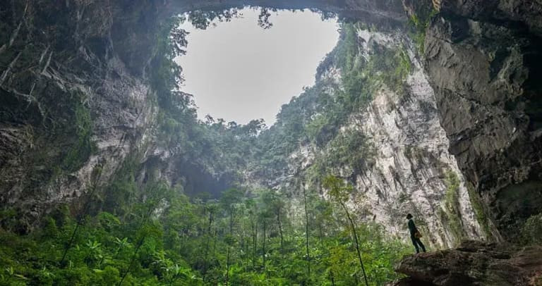 Dünyanın ən böyük mağarası: Bura səyahət 3000 dollara BAŞA GƏLİR
