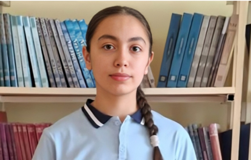 Hazırlığa getmədən 637 bal yığdı – Hüquqşünas olacaq – FOTO