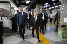 Pol Kaqame “ASAN xidmət” mərkəzində… – FOTOLAR