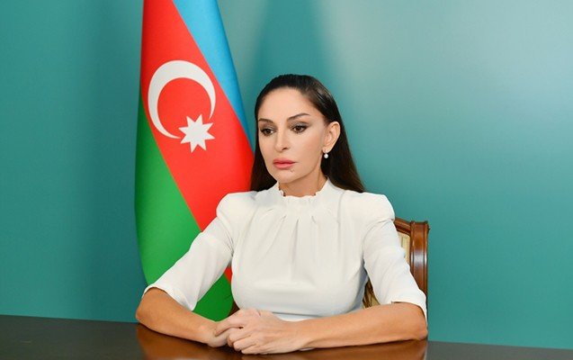 Birinci xanım Əliyevin Trampla dialoqunu paylaşdı – VİDEO