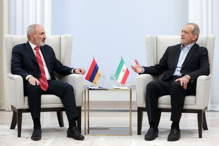 Pezeşkianla Paşinyanın söhbəti sərt keçib – “İran lideri deyib ki…”