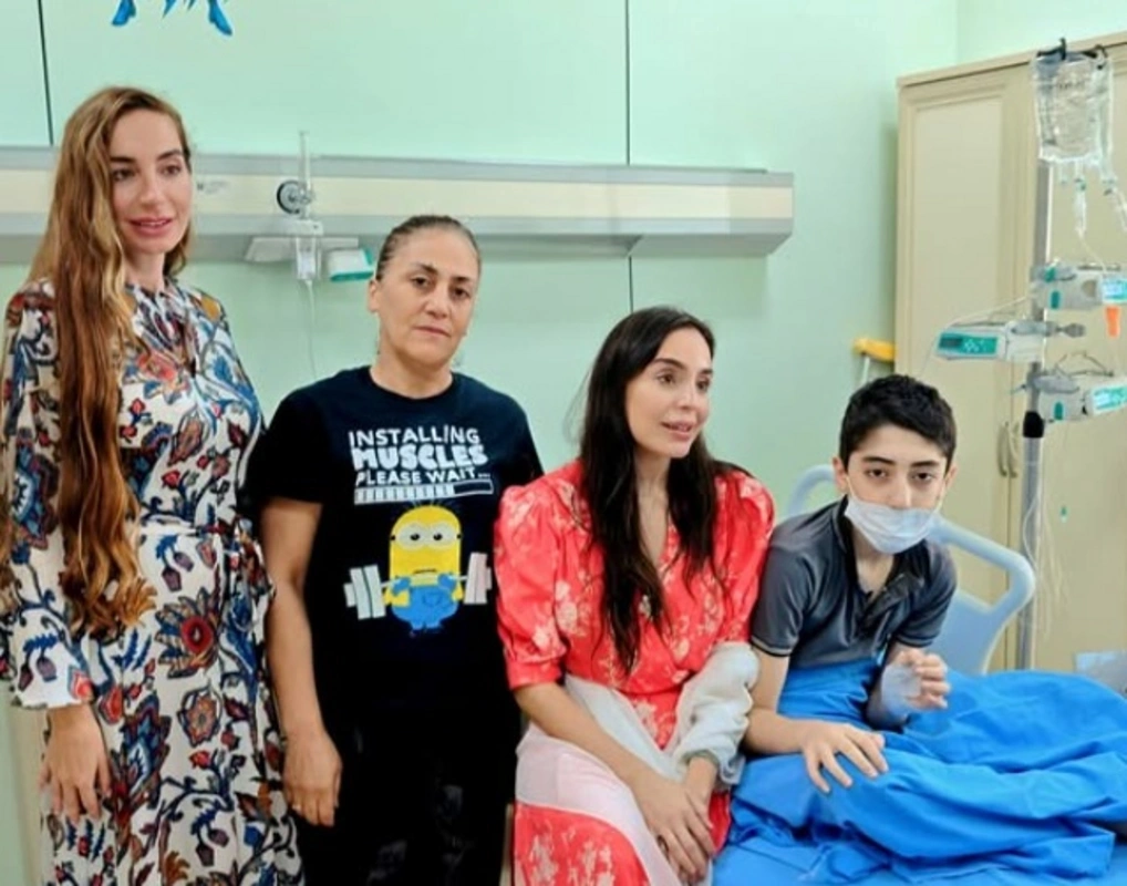 Leyla və Arzu Əliyevalar Milli Onkologiya Mərkəzində – VİDEO