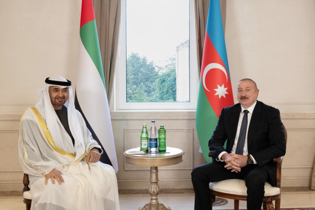 Azərbaycan və BƏƏ prezidentlərinin təkbətək görüşü olub
