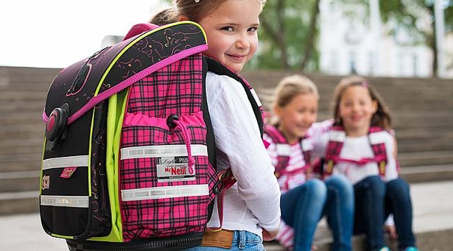 Məktəblilər üçün ŞAD xəbər: ağır çanta probleminə SON – VİDEO