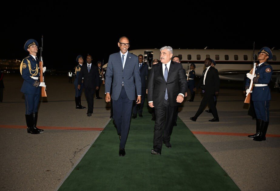 Ruanda Prezidenti Azərbaycana rəsmi səfərə gəldi