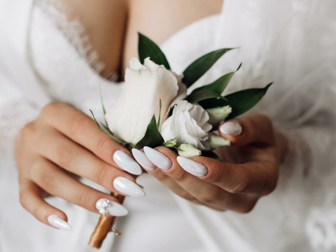 Azərbaycanlı tiktokerin açıq-saçıq gəlinliyi müzakirə yaratdı – VİDEO