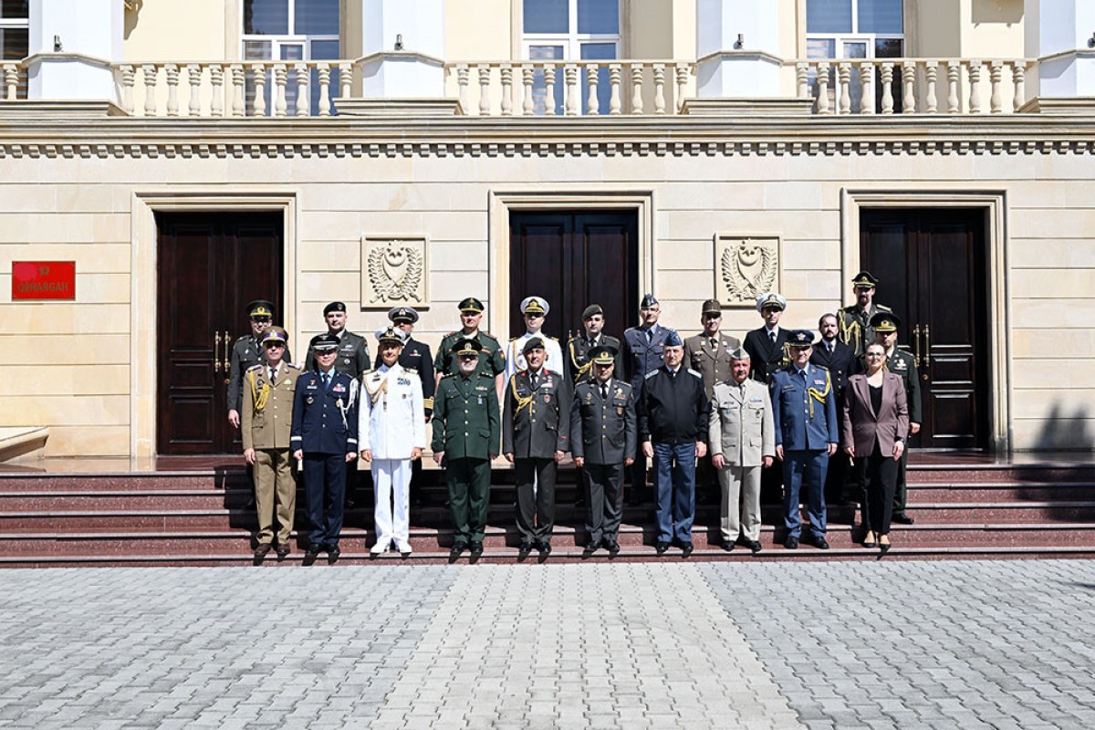Hərbi attaşelər Heydər Əliyev adına Hərbi İnstitutda – VİDEO