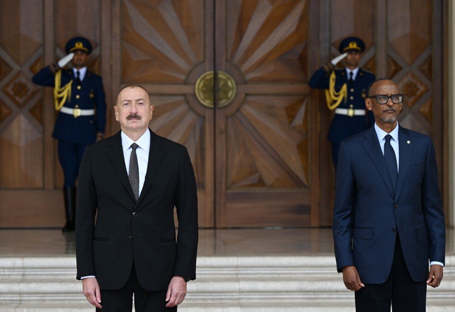 İlham Əliyev Ruanda Prezidentini belə qarşıladı – FOTO