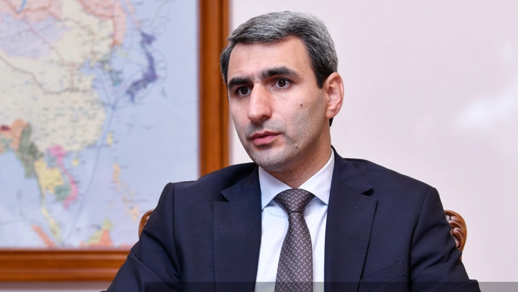 Rövşən Rüstəmovdan kütləvi İXTİSAR – Çox sayda insan işdən kənarlaşdırıldı