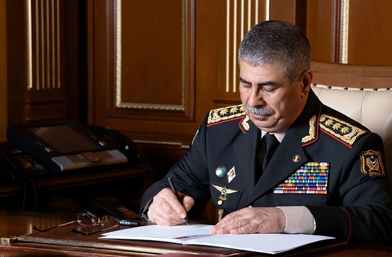 Zakir Həsənov Pakistan tərəfinə başsağlığı verib