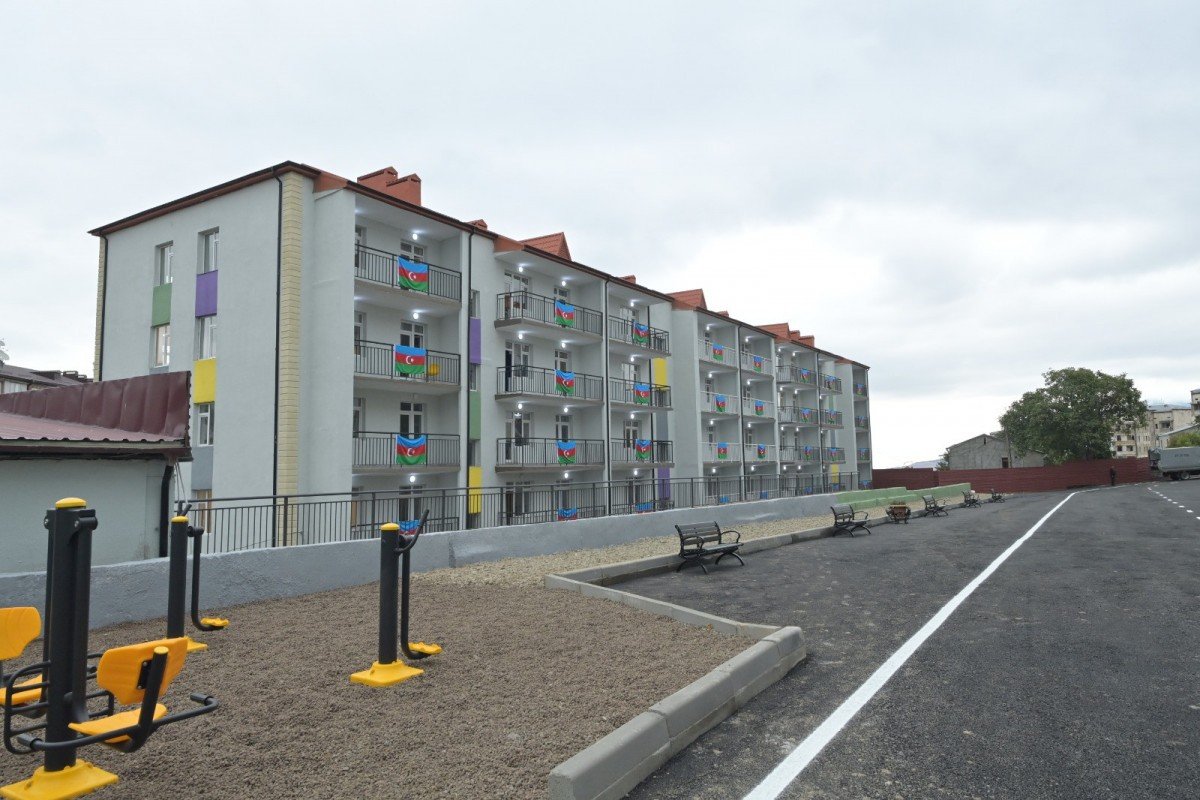 Qarabağ Universitetinin yeni tələbə yataqxanası istifadəyə verildi