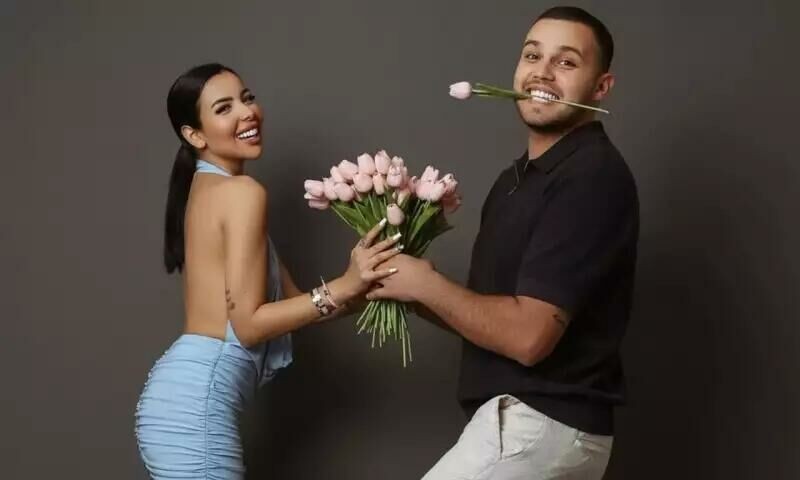 Qayınanasının ona yazdığı mesajları paylaşdı – FOTO