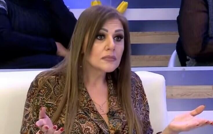 Sonaxanım efirdə parikini çıxardı: “Deyirlər ki, keçəldir” – VİDEO