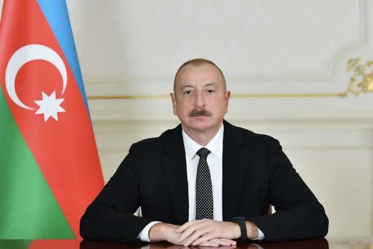 İlham Əliyev Çexiya Prezidentini təbrik etdi