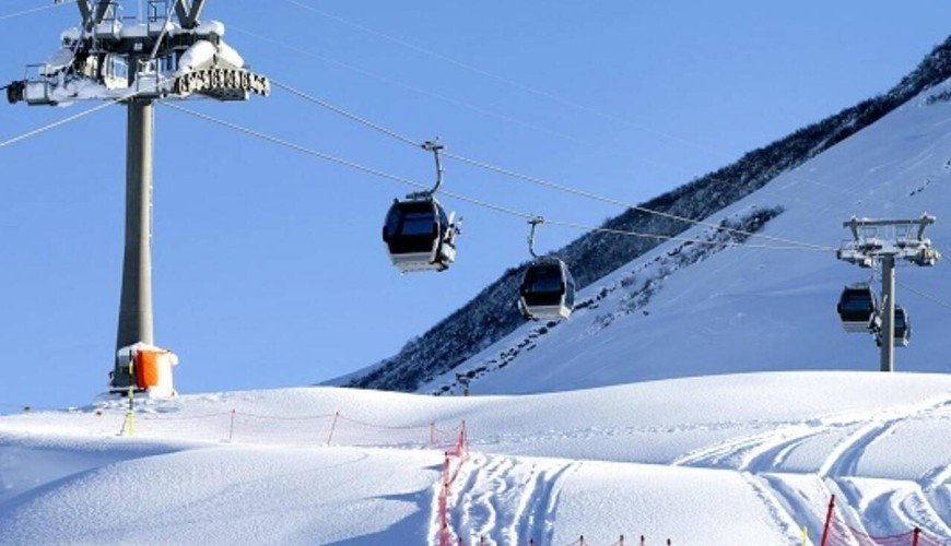 Azərbaycana qar yağdı