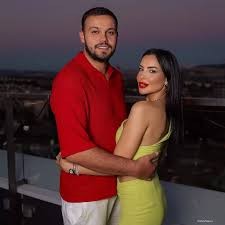 Boşanmışdılar, 5 ay sonra barışdılar – FOTO