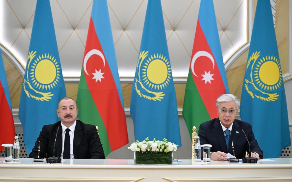 Prezidentlər mətbuata bəyanatlarla çıxış etdilər – FOTOLAR