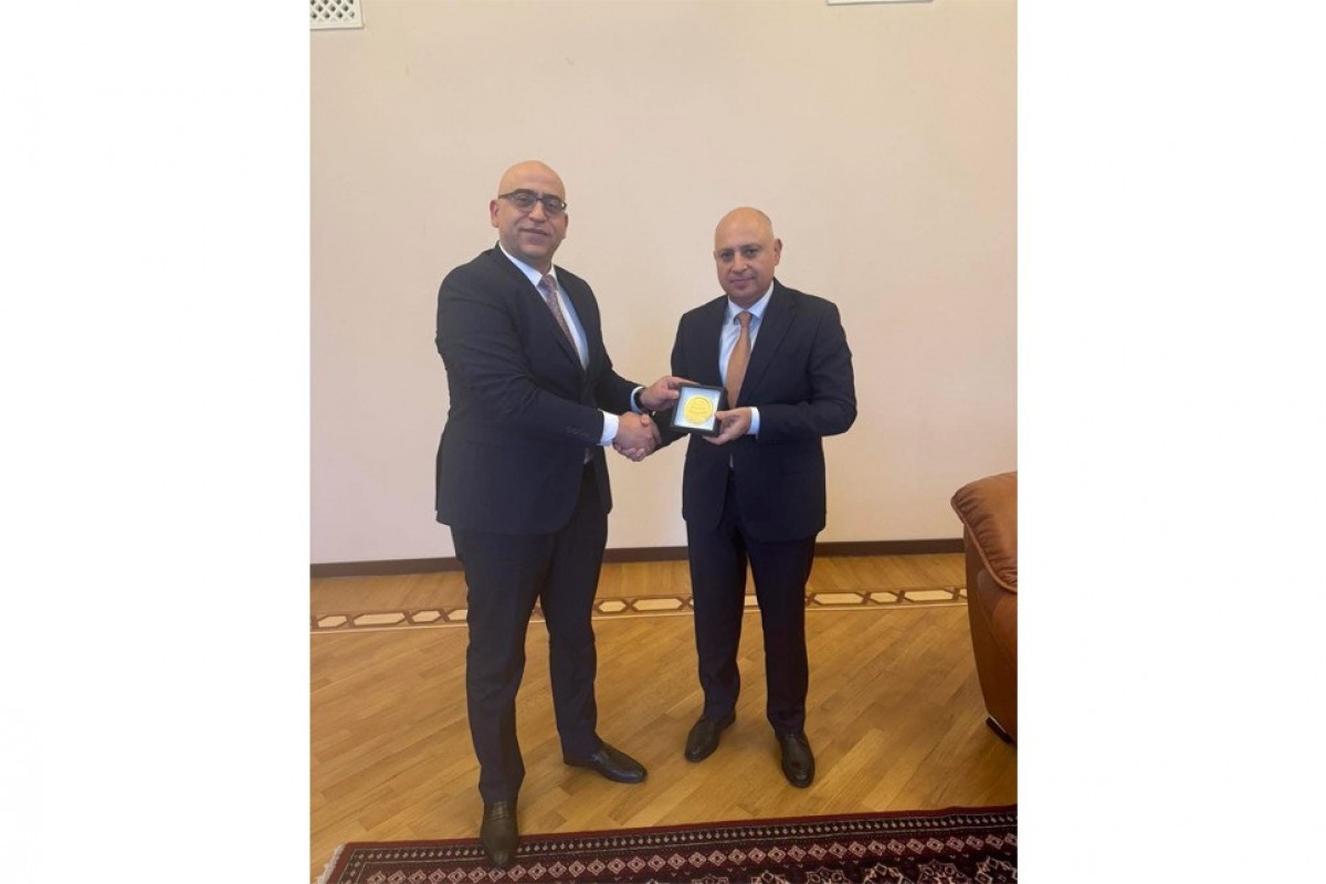 Fələstinin Azərbaycandakı səfiri Samir Şərifovla görüşüb