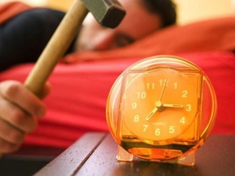 Hər səhər zəngli saatı yubadanlara xoş xəbər: Faydası böyük imiş