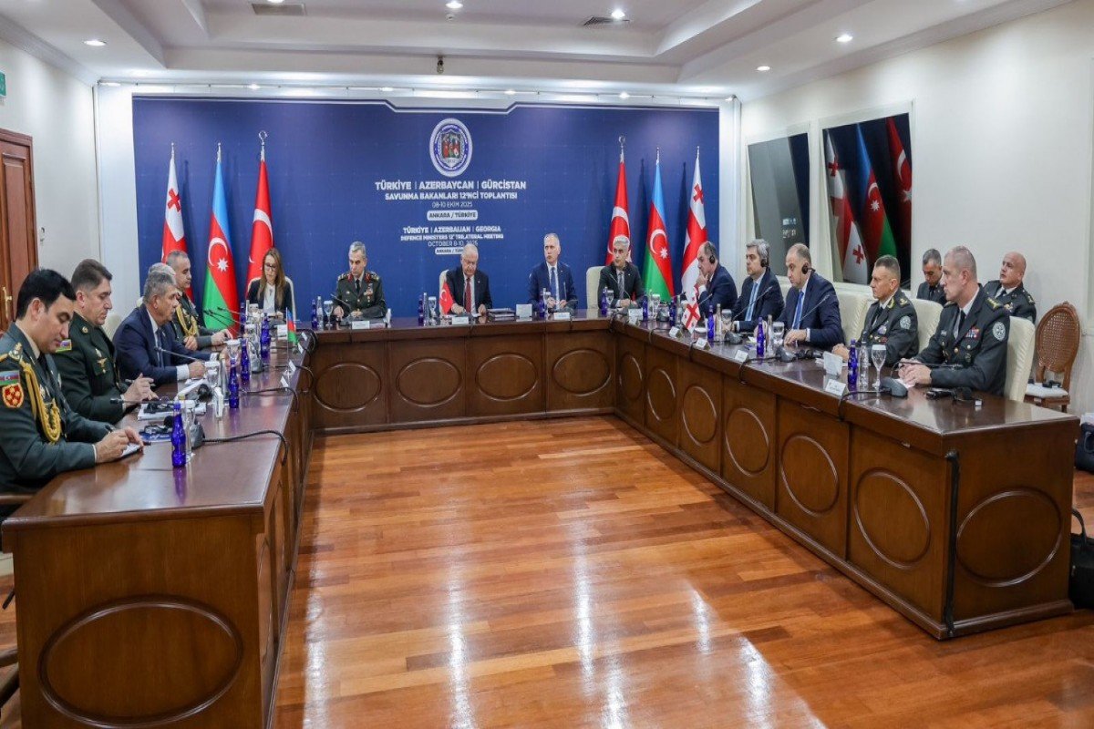 Azərbaycan-Türkiyə-Gürcüstan müdafiə nazirlərinin üçtərəfli görüşü keçirilib