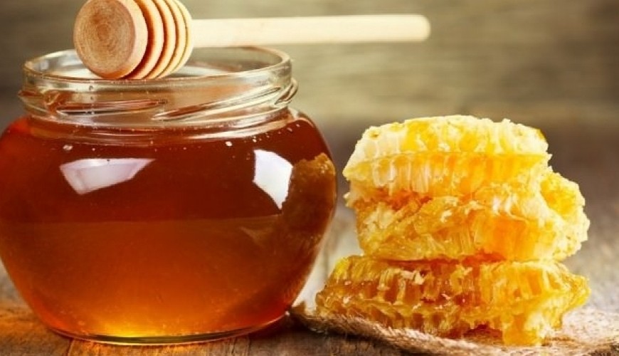 Bal və kişmiş möcüzəsi: Quru öskürəyi kəsir, qıcıqlanmanı aradan qaldırır