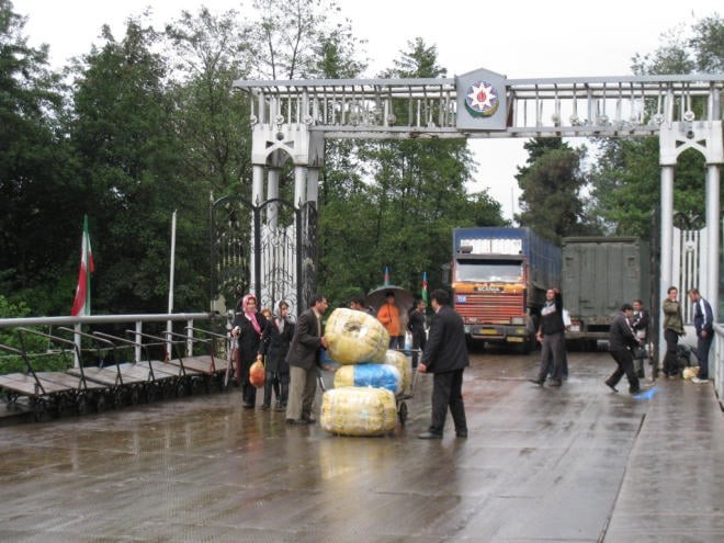 Tehran rəsmən açıqladı: İran və Azərbaycan arasında sərhəd-keçid məntəqəsi açılır