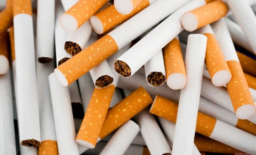 Siqaret çəkənlərin NƏZƏRİNƏ: Vətəndaşlar hansı halda və neçə manat cərimələnə bilərlər?