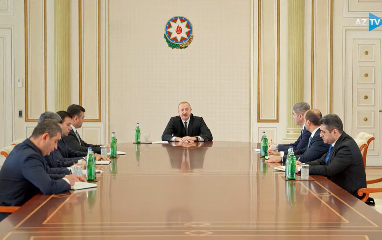 Prezidentin icra başçıları ilə görüşünün VİDEOSU