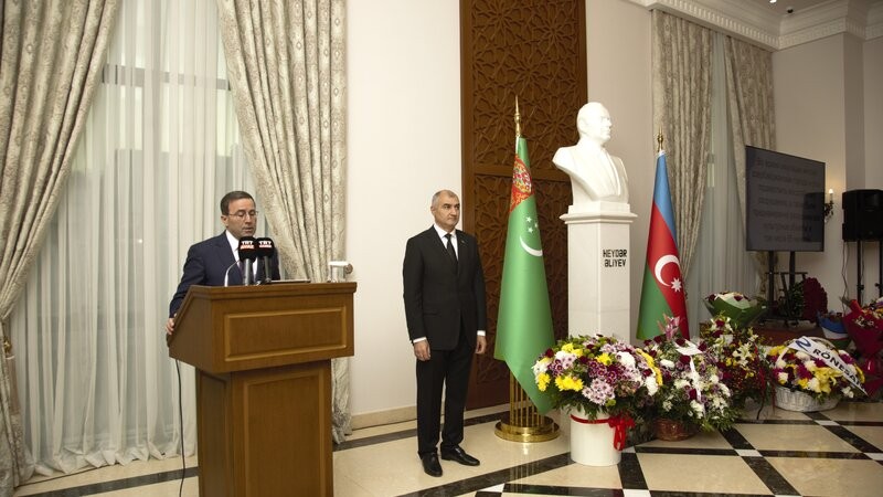 Türkmənistanda Zəfər Günü qeyd edildi