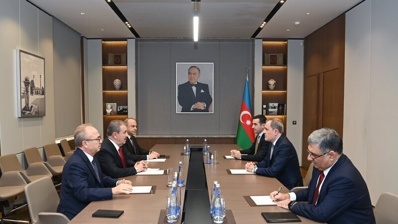 Ceyhun Bayramov Mustafa Desticini qəbul etdi