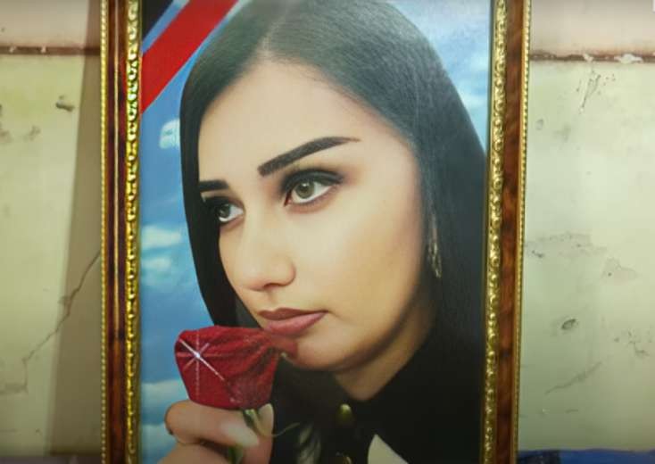 Küçədə qətlə yetirilən Ayşənin üç övladı var imiş – TƏFƏRRÜAT