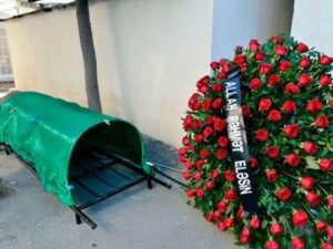 image-ab839dff2c04f34af5bf1b8376e9e8d8