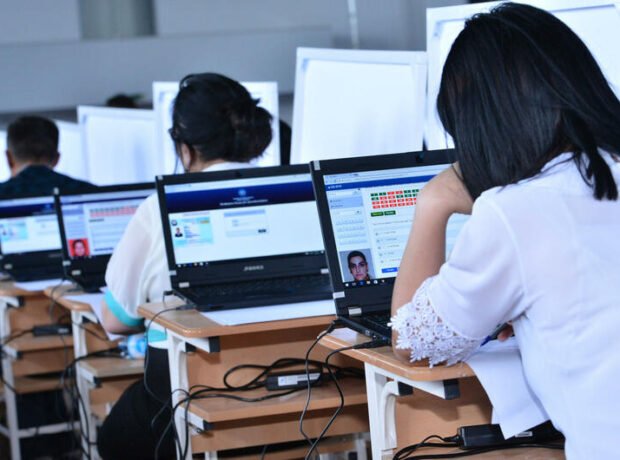 image-1657106767_azedu-az_1652971531_muellimler_imtahan_180718_153