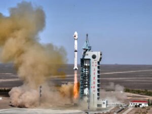 image-china-yaogan-34-launch