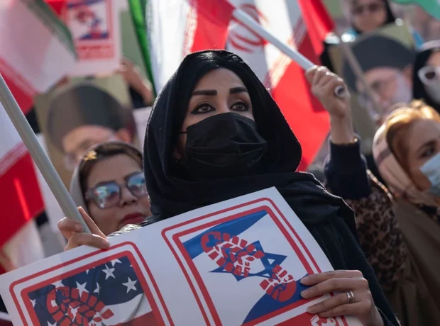 image-iranda-sular-durulmuyor-olu-sayisi-700e-yaklasti-gkmg