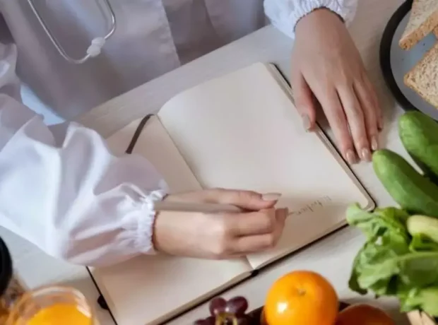 image-sofralarinizdan_eksik_etmeyin_vucudu_fabrika_ayarlarina_donduren_3_essiz_besin_1767627450_3019