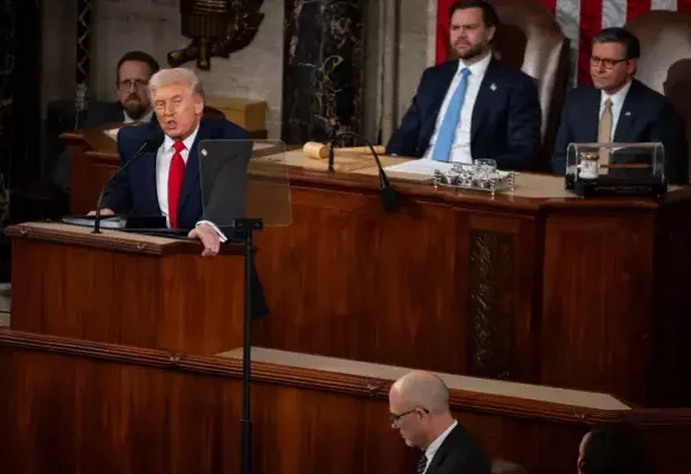 image-trump-tan-tarihte-bir-ilk-savurdugu-tehdit-19598955_5126_m