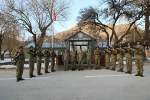 image-kara-kuvvetleri-komutani-tokel-iran-sinirinda-19654381_9147_m