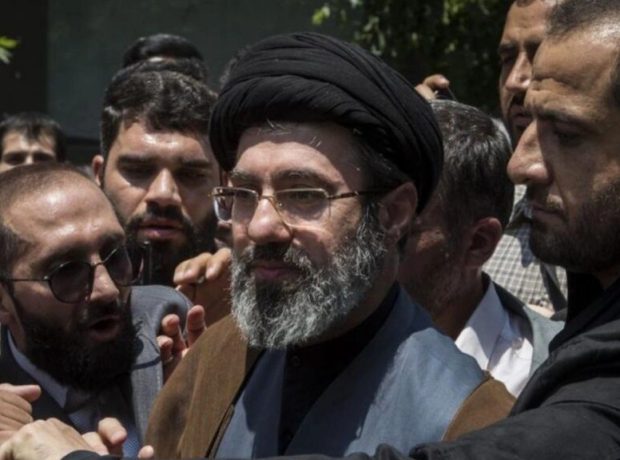 image-mucteba_xamenei-900x576-2