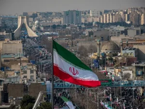 image-tehran-flag-gettyimages-2199945331