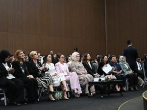 image-69e37104bc81569e37104bc816177651328469e37104bc81269e37104bc814