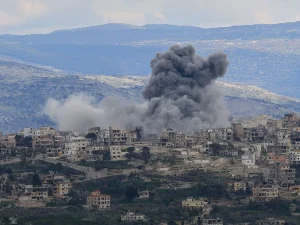 image-direnis-bu-kentte-basladi-israilin-hedefinde-bint-cubeyl-kenti-mvkv