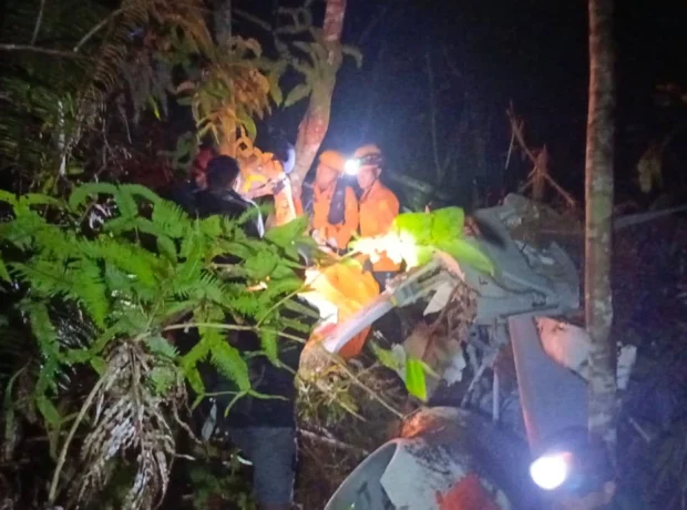 image-endonezyada-helikopter-dustu-8-olu-lfsh