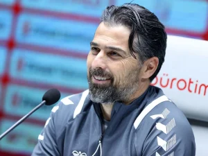 image-fenerbahceyi-eleyen-ilhan-palut-gozunu-simdi-de_6c229ad5d9_amp