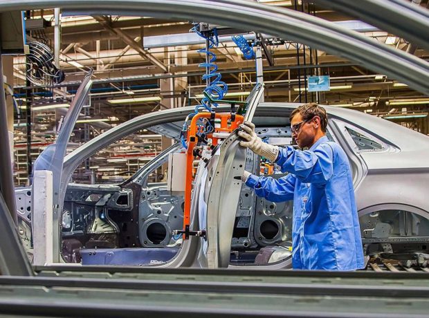 image-otomotiv-devinden-radikal-karar-yeni-otomobil_e9fc5c73fa_amp-1