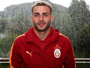 image-dunya-devinden-baris-alper-bombasi_81be406859_amp